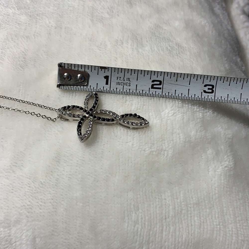 Beautiful silver tone necklace with black and clear stones on cross - Picture 16 of 16